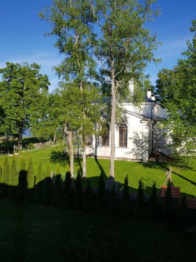 Hotel Nina puhkemaja Exterior foto